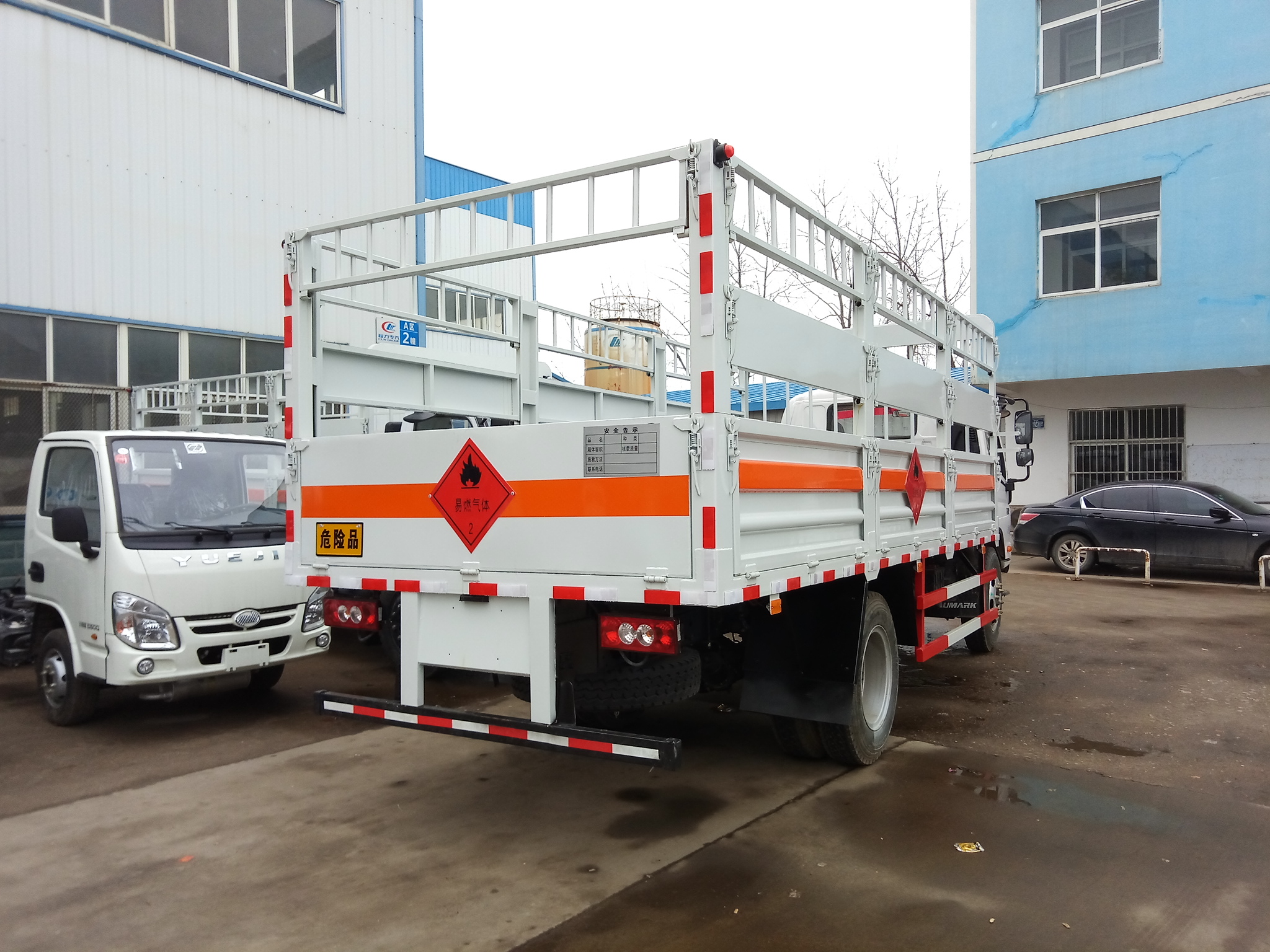 福田歐馬可5.1米 (7.2噸)氣瓶車